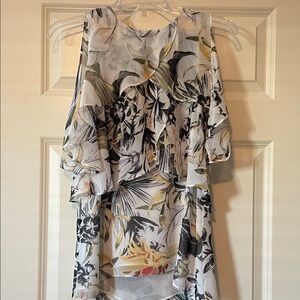 Chic Floral Layered top
WHBM